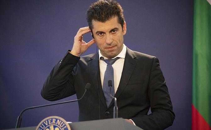 На фото: премьер-министр Болгарии Кирил Петков.