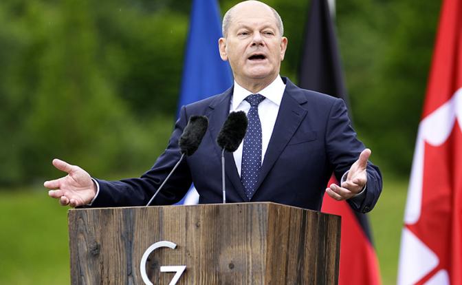 На фото: канцлер Германии Олаф Шольц.