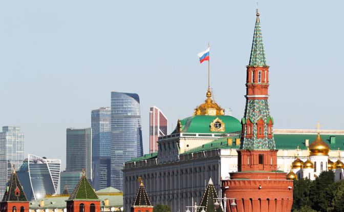 Не дать Кремлю капитулировать могут, похоже, только НАТО, Белый дом, Пентагон, ЦРУ и Госдеп