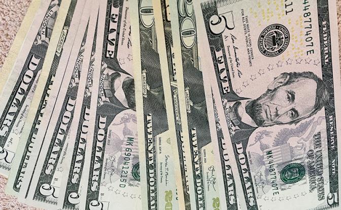 Эксперты назвали максимальный рост курса доллара в июле