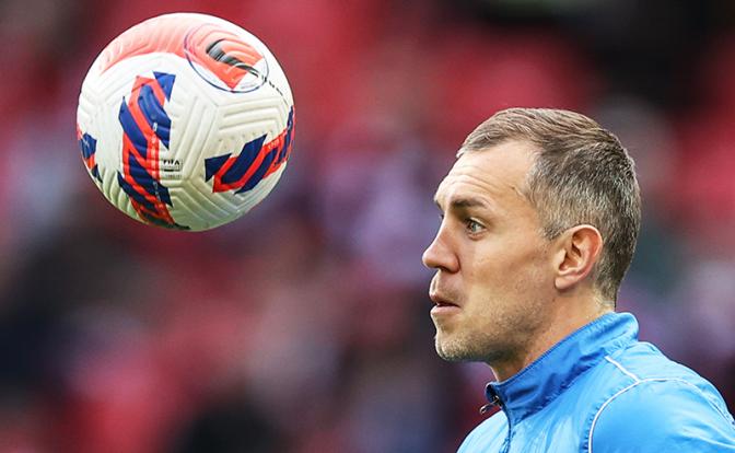 На фото: футболист Артем Дзюба.