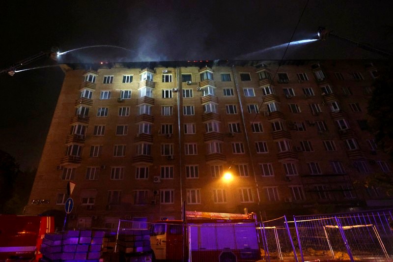 Пожар в москве на ленинском проспекте. Пожар на Ленинском проспекте. Пожар Ленинский проспект 40. Пожар Ленинский проспект 62/1. Пожар на Ленинском проспекте дом 28.