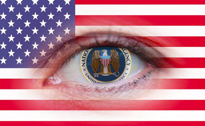 Шпионские страсти: США и Британия в истерике – ФБР берут под «колпак» иноземцы