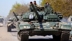 Битва за Донбасс: Славянск возьмут в клещи, в лоб атаковать – только потери нести и город под арту подставлять