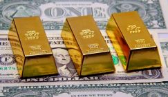 Китай меняет бесполезные доллары на золото, Россия поступает наоборот