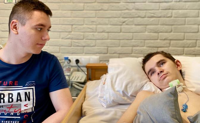 Инсульт в 12 и 14 лет перевернул жизни двух подростков