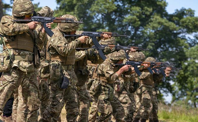 В Киеве назвали тактику, которую используют ВСУ во время своего "контрнаступления"