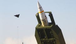 Украина просит у Пентагона баллистическую ракету ATACMS, чтобы уже по России бить