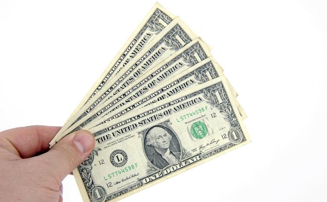 Прогноз курса доллара: почему застрял рубль