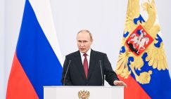 Путин призвал Украину немедленно прекратить боевые действия и вернуться за стол переговоров