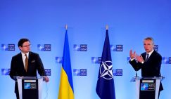 Киссинджер: "Курс на включение Украины в НАТО не был мудрым"