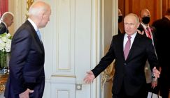 Скотт Риттер: Бремя удержать мир от использования ядерного оружия лежит на Байдене и Путине