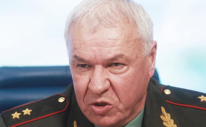 На фото: член комитета Госдумы по обороне, генерал-лейтенант Виктор Соболев
