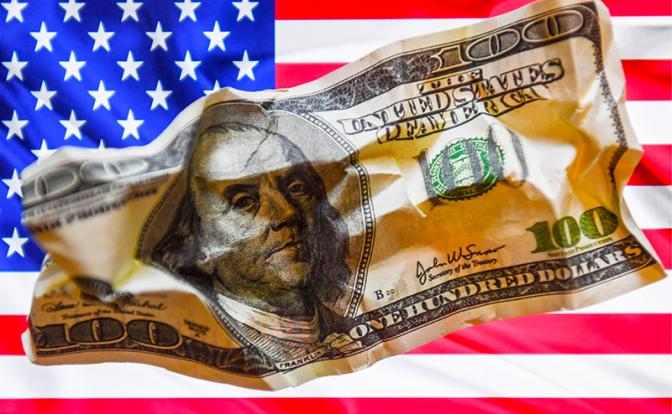 Новости курса валют: в Сбербанке резко подешевели доллары