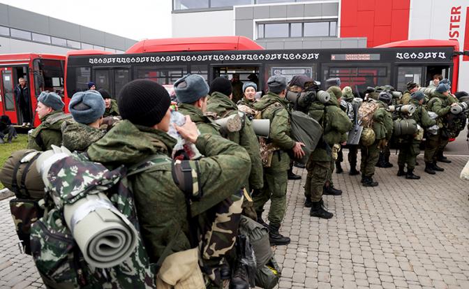 В Кремле оценили проблемы с экипировкой для мобилизованных