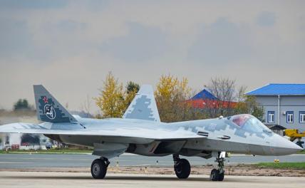 На фото: модернизированный самолет пятого поколения Су-57