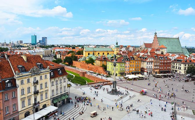 Польский цирк: Россию клоуны на арене опять дразнят