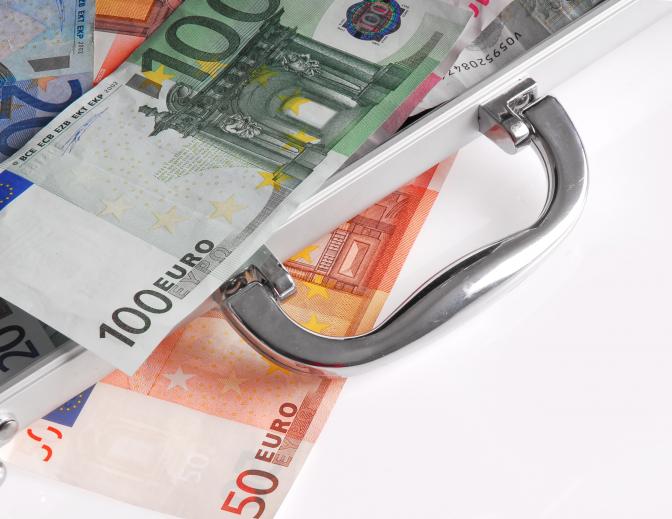 Курс валют на бирже: стоимость доллара растёт