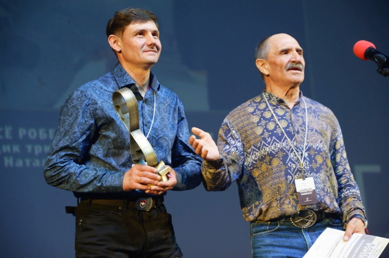 На фото (слева направо): Алексей Богородский и Евгений Богородский на церемонии вручения премии Alter Ego Stunt Guild 2021 в Московском Доме Кино
