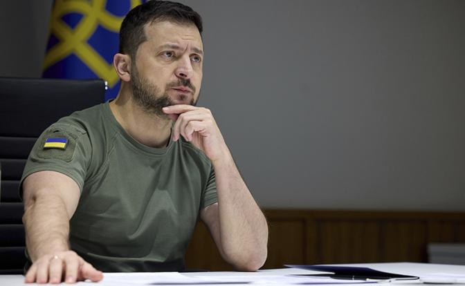 Зеленский заявил о сложной ситуации на фронте