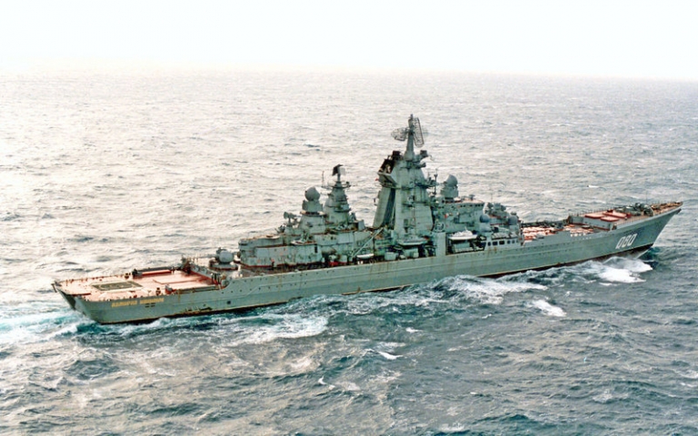 На фото: тяжелый атомный крейсер "Адмирал Нахимов"