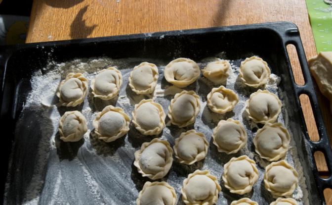 Рассорили пельмени: Жительница Польши выгнала украинскую беженку из своего жилья