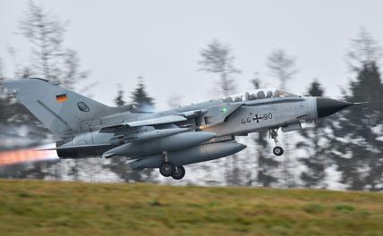 На фото: истребитель Tornado вооруженных сил Германии