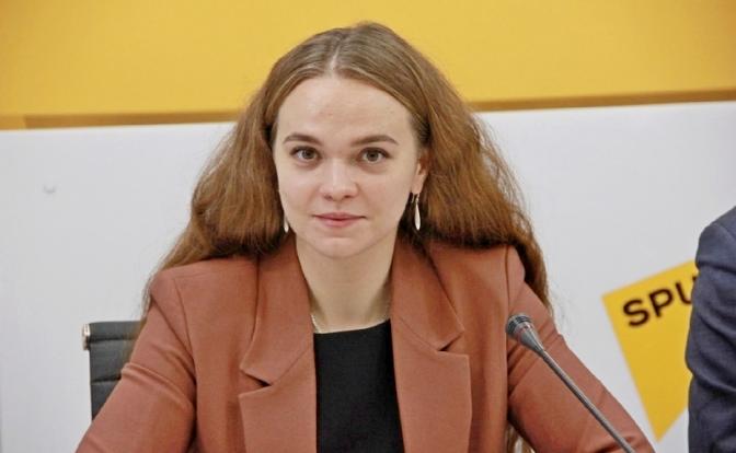 На фото: историк Наталия Селюкина во время презентации книги ,,Батальон Импулявичюса. Обвинительный приговор" в Белоруссии. 19 октября 2022 года, Минск, Белоруссия