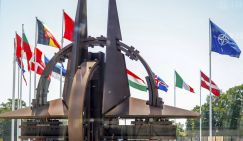 Европарламент: Мир на планете возможен только со смертью НАТО