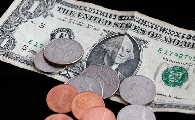 «Тревожный звонок»: эксперт о прогнозах курса рубля в 2023 году