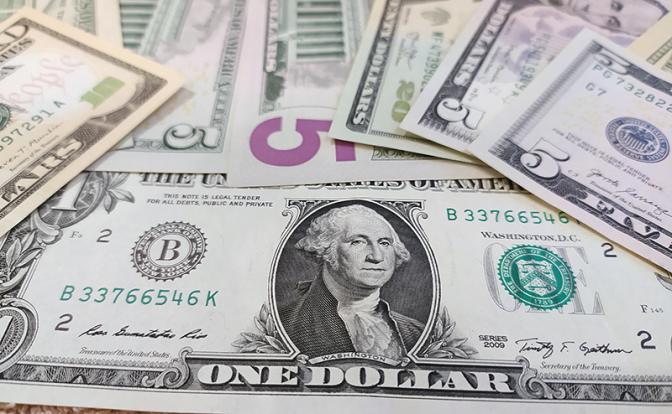 Прогноз курса доллара: ФРС поднимет цены на нефть до 150, что укрепит рубль