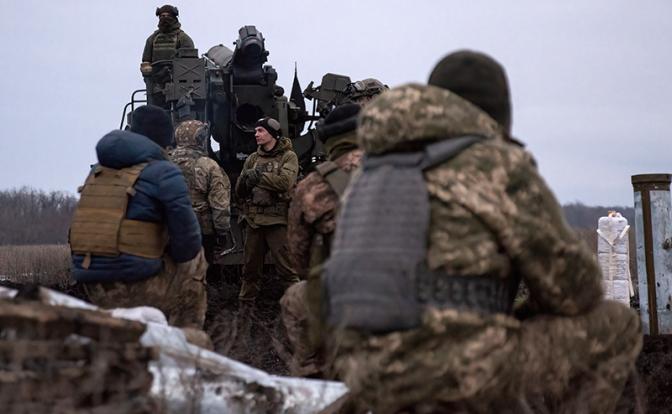 Запад готовится закидать окопы украинскими трупами и «кинуть» Киев