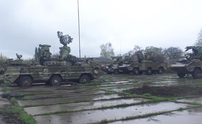 Российская артиллерия накрыла стоянку военной техники ВСУ под Херсоном