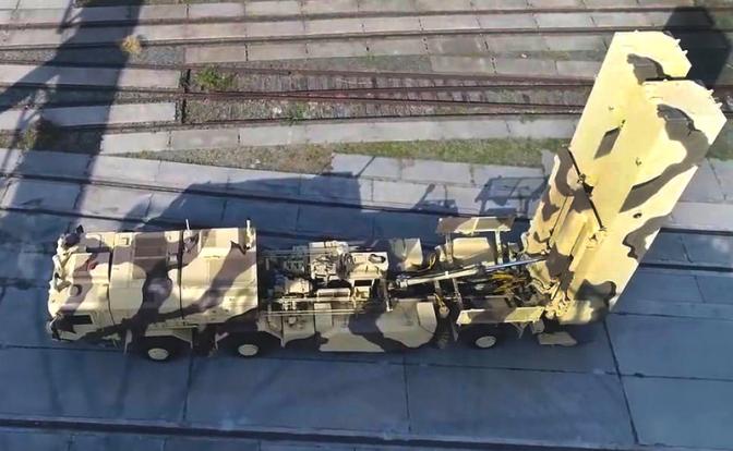 На фото: ОТРК «Гром-2»