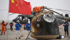 Китайцы отпразднуют российский День космонавтики на Луне