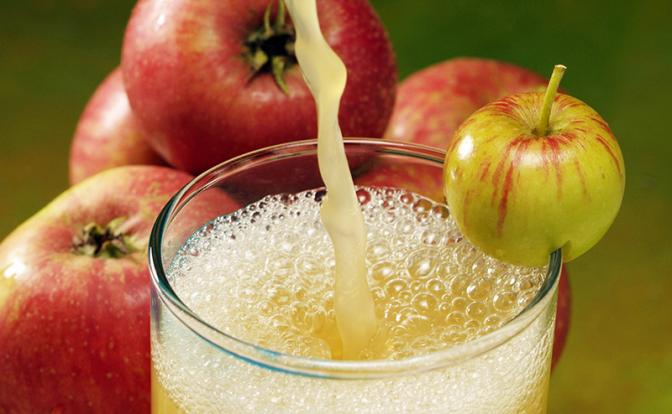 В Москве ребенок получил ожог пищевода, выпив сок в кафе