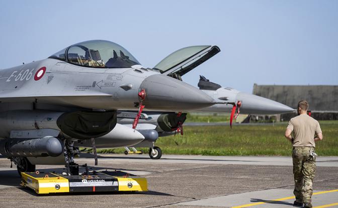 Эксперт: истребители F-16, предназначенные для Украины, не имеют на борту современных радаров