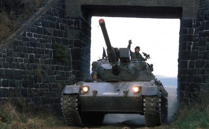 На фото: танк Leopard 1