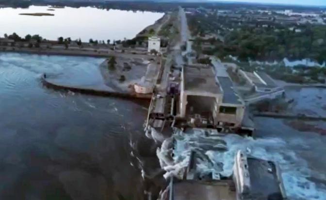 «Правый берег тоже будет затоплен, как фашисты поступают!»: Эксперт о ситуации на Каховской ГЭС