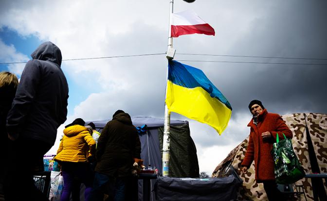 Украинские беженцы, вырвавшись из незалежной, переходят на родной язык ...