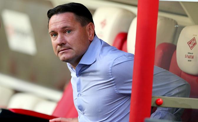 На фото: бывший главный тренер московского «Спартака» Дмитрий Аленичев.