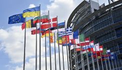 Скидывайтесь, братья и сестры: ЕС прикажет всем странам подкинуть Киеву еще 50 млрд евро