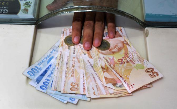 Рекордный обвал лиры: Что с этого будут иметь российские туристы?