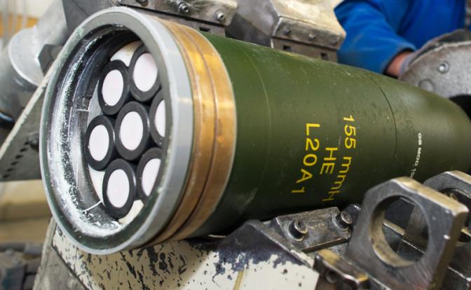 Эксперт раскрыл опасность кассетных боеприпасов, которые США передадут Украине