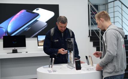 Поставщики смартфонов и гаджетов в РФ готовятся повысить цены к концу лета