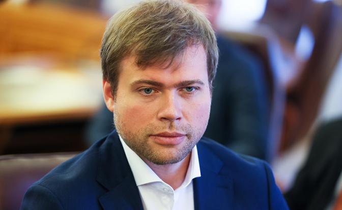 На фото: кандидат в мэры Москвы Леонид Зюганов.