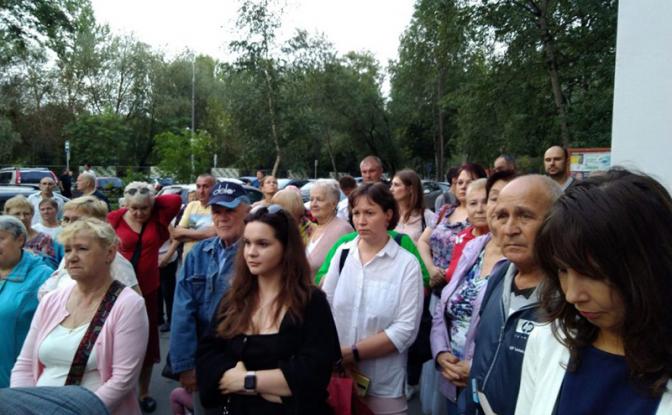 Москвичи выступили в защиту заповедного Лосиного острова