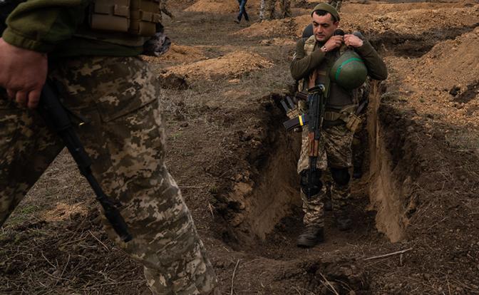 Эксперт: США требуют от неподготовленных солдат ВСУ решительных действий