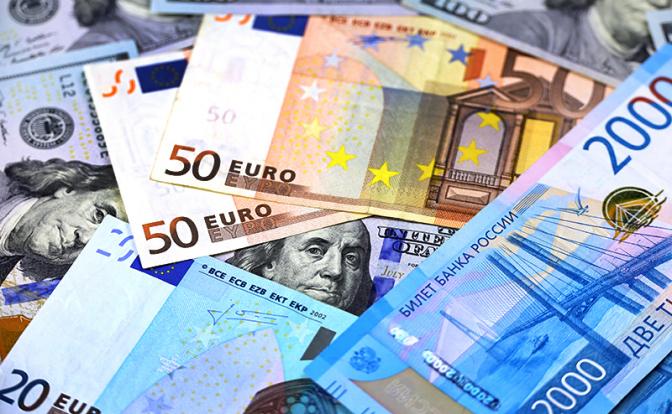 В Сбербанке сделали прогноз курса доллара