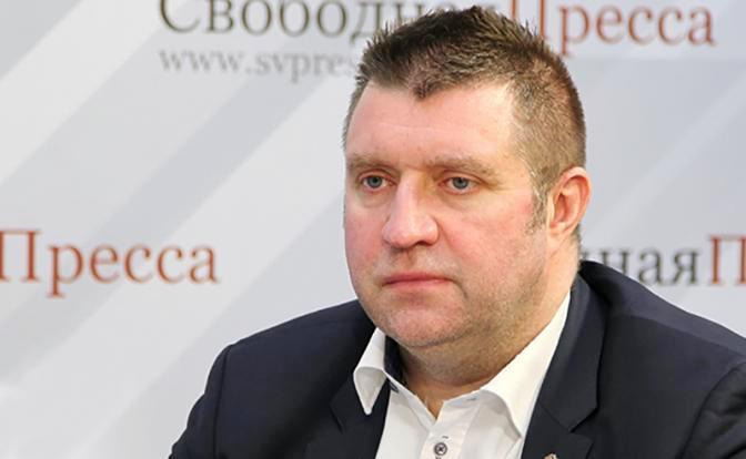 На фото: экономист Дмитрий Потапенко